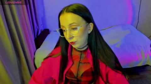 Snapshot of happystephanie chatting on 06-02-26, 07:05 Stephanie online show from 06-02-26, 07:05