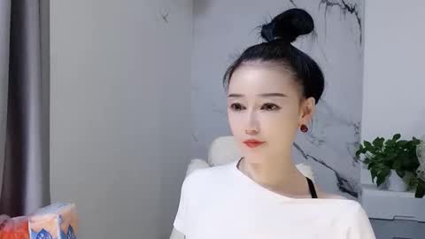 happysweety1688 online show from 10-04-25, 11:58