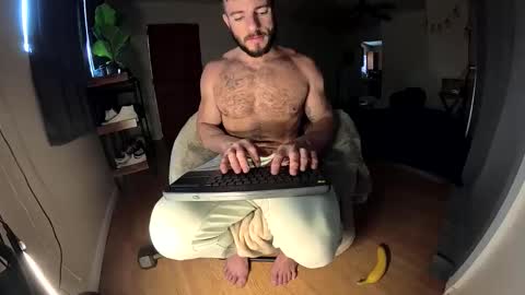 Leila online show from 04-27-26, 06:17