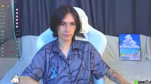 Mark online show from 07-20-26, 01:57