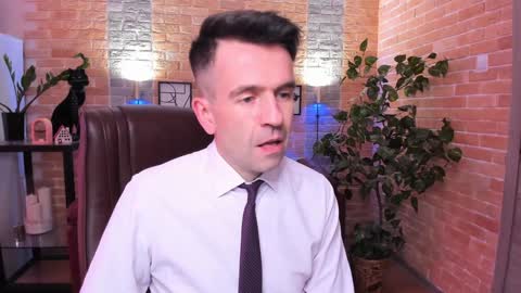 Steve online show from 02-03-25, 05:46