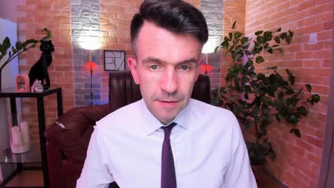 Steve online show from 02-06-25, 02:04