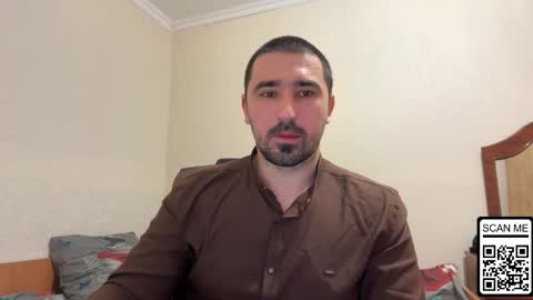 Snapshot of hard_to_obey chatting on 01-07-26, 05:04 Vadim online show from 01-07-26, 05:04