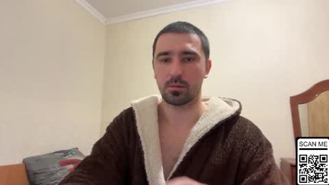 Snapshot of hard_to_obey chatting on 01-17-26, 05:38 Vadim online show from 01-17-26, 05:38