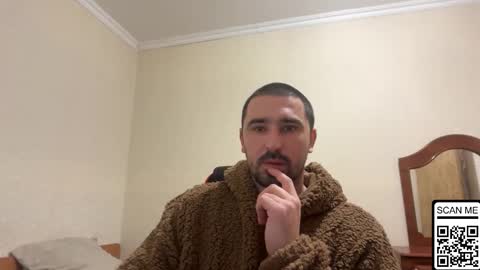 Snapshot of hard_to_obey chatting on 02-02-26, 06:39 Vadim online show from 02-02-26, 06:39