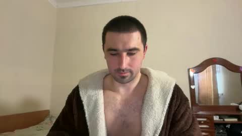 Snapshot of hard_to_obey chatting on 02-14-26, 02:14 Vadim online show from 02-14-26, 02:14