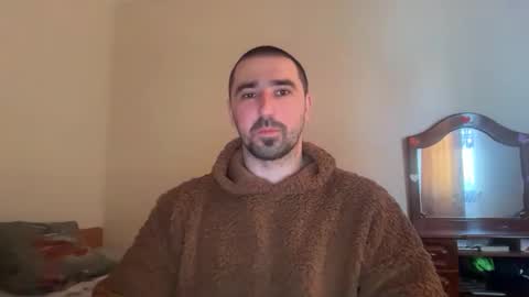 Snapshot of hard_to_obey chatting on 02-21-26, 02:40 Vadim online show from 02-21-26, 02:40