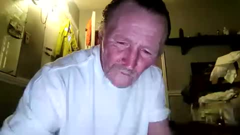 Snapshot of hardalt chatting on 09-14-25, 02:44 hardalt online show from 09-14-25, 02:44