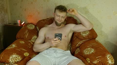 Valentino Hard online show from 12-21-24, 03:47