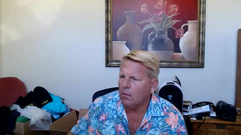 Snapshot of hardblondcouplehawaii chatting on 06-03-26, 08:14 Steele and Cassie online show from 06-03-26, 08:14