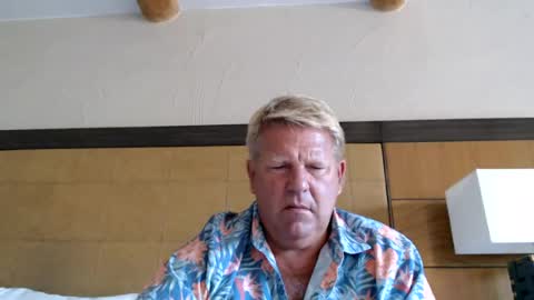 Snapshot of hardblondcouplehawaii chatting on 07-09-26, 01:09 Steele and Cassie online show from 07-09-26, 01:09