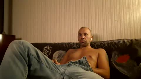 Snapshot of hardcock551638 chatting on 07-03-26, 06:58 hardcock551638 online show from 07-03-26, 06:58