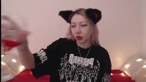 Emily online show from 02-17-26, 10:16