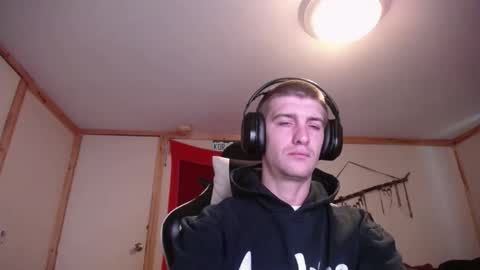 Snapshot of harddick19966 chatting on 11-05-25, 05:46 Austin online show from 11-05-25, 05:46