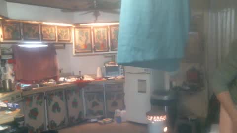 Snapshot of hardinhand44 chatting on 12-08-24, 06:17 john nobles online show from 12-08-24, 06:17