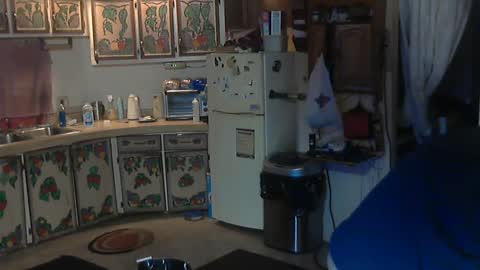 Snapshot of hardinhand44 chatting on 12-21-24, 11:56 john nobles online show from 12-21-24, 11:56