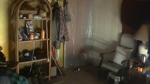 Snapshot of hardinhand44 chatting on 10-12-25, 12:09 john nobles online show from 10-12-25, 12:09