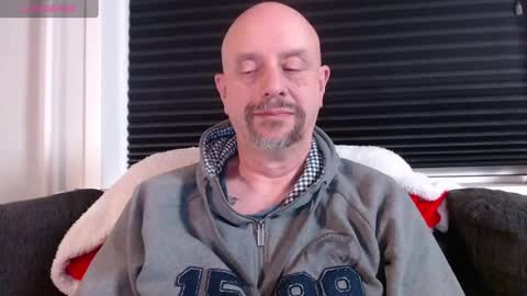 MrLazy online show from 01-05-25, 07:39