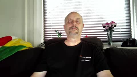MrLazy online show from 06-02-26, 04:20