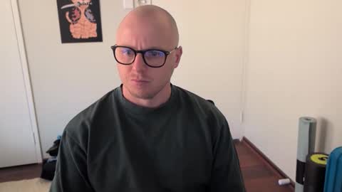 Stand Lee online show from 11-10-25, 02:32