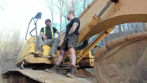 Snapshot of hardworkertn chatting on 12-22-25, 06:38 hardworkertn online show from 12-22-25, 06:38