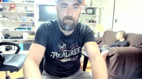 Snapshot of hardworkertn chatting on 02-27-26, 05:46 hardworkertn online show from 02-27-26, 05:46