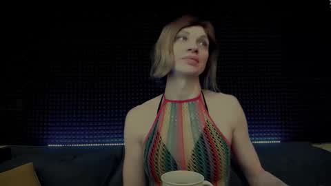 Miss Hardy online show from 02-18-26, 05:58