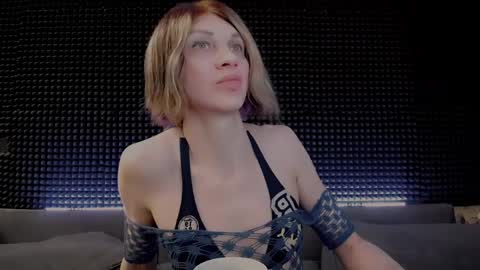 Miss Hardy online show from 03-20-26, 03:55