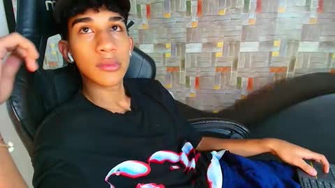 Snapshot of haresandpame_mds chatting on 01-11-26, 03:28 Hares online show from 01-11-26, 03:28