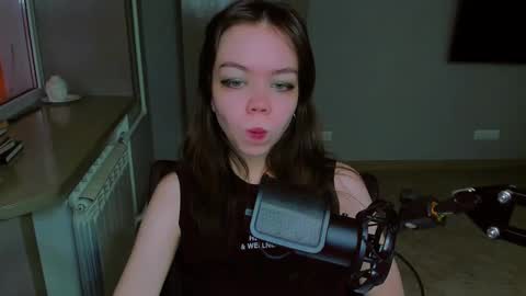 Miss Hari online show from 02-22-25, 07:23