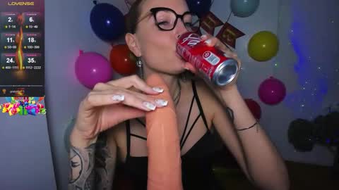 Tasya online show from 12-16-25, 05:18