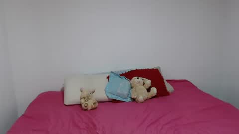 Snapshot of harley_quinns1 chatting on 06-23-26, 07:34 harley_quinns1 online show from 06-23-26, 07:34