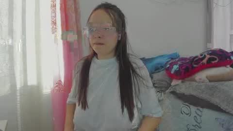 Snapshot of harleynapier chatting on 05-11-26, 09:23 Natii online show from 05-11-26, 09:23