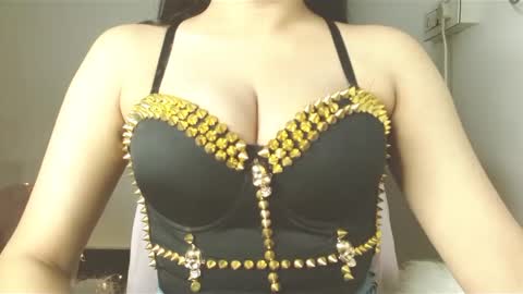 Snapshot of harlin_kaur chatting on 03-12-25, 08:30 harlin_kaur online show from 03-12-25, 08:30