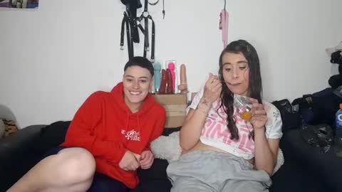 Snapshot of harly_jocker chatting on 12-26-24, 09:47 online show from 12-26-24, 09:47