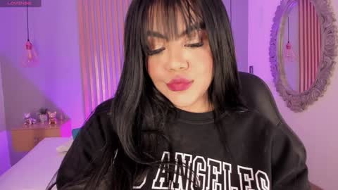 Snapshot of harmonybabe_ chatting on 01-10-25, 08:59 Harmony online show from 01-10-25, 08:59