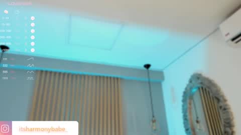 Snapshot of harmonybabe_ chatting on 02-08-25, 11:02 Harmony online show from 02-08-25, 11:02