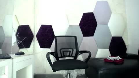 Snapshot of haroldmick chatting on 02-22-26, 07:45 haroldmick online show from 02-22-26, 07:45