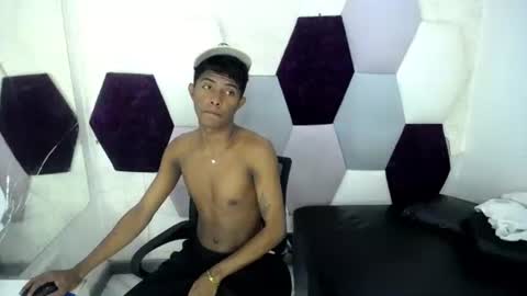 Snapshot of haroldmick chatting on 02-24-26, 08:40 haroldmick online show from 02-24-26, 08:40