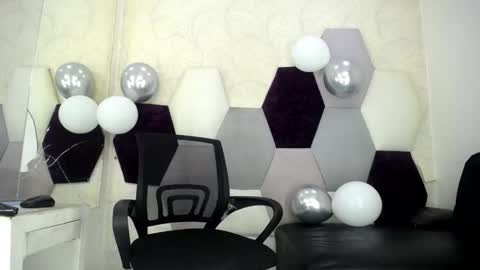 Snapshot of haroldmick chatting on 03-01-26, 07:27 haroldmick online show from 03-01-26, 07:27