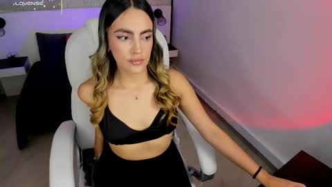 Harper  online show from 11-17-25, 02:01