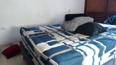 Sebastian online show from 09-30-25, 03:17