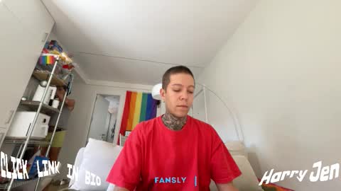 Snapshot of harry_jen chatting on 09-27-25, 08:41 TAP HERE choise Harry tattoo on chest Jen curls hair online show from 09-27-25, 08:41