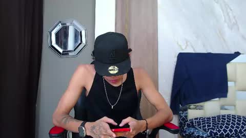 Snapshot of harry_jhonsonn chatting on 06-14-26, 02:24 Harry online show from 06-14-26, 02:24