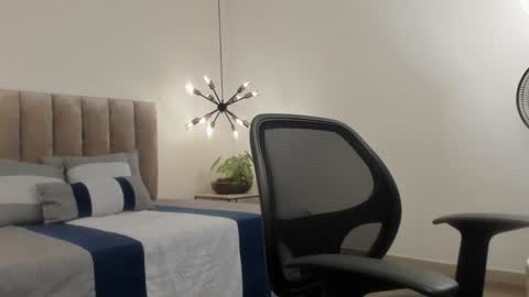 Harry Jones online show from 02-01-25, 05:37