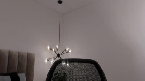 Harry Jones online show from 02-15-25, 05:39