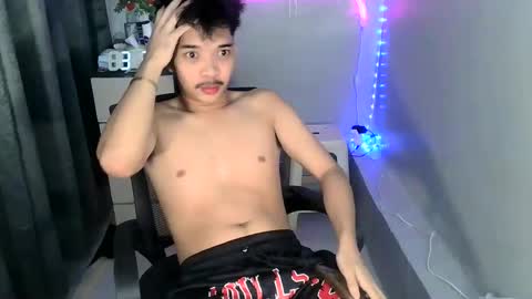 Snapshot of hart_well69 chatting on 03-09-25, 02:39 Michael18 online show from 03-09-25, 02:39