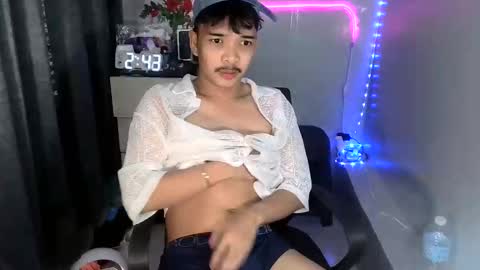 Snapshot of hart_well69 chatting on 03-10-25, 01:43 Michael18 online show from 03-10-25, 01:43