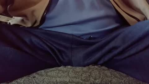 hartl1112 online show from 10-05-25, 05:39