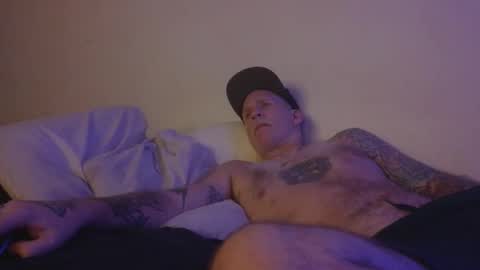 Snapshot of hashtagcloudp0rn chatting on 02-25-26, 06:01 hashtagcloudp0rn online show from 02-25-26, 06:01